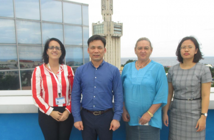 Revisan Estado de Cooperacion CECMED y Dirección de Drogas de Vietnam