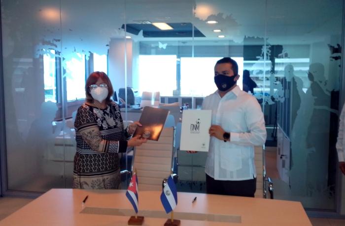 Firman Memorándum de Entendimiento