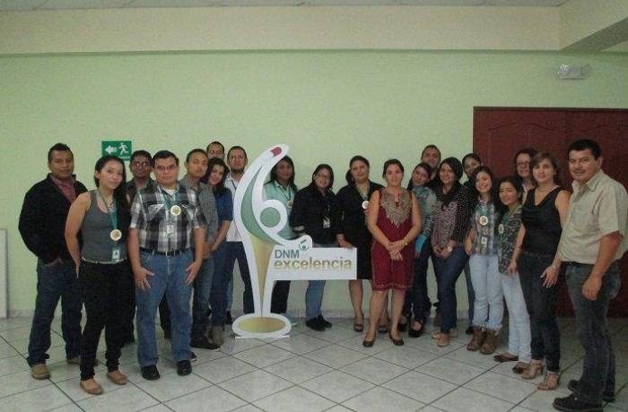 Reunión celebrada en la Autoridad Reguladora de El Salvador
